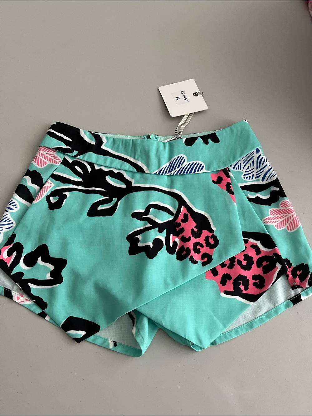 LF summer resort multicolor skort NWT size 8/small
